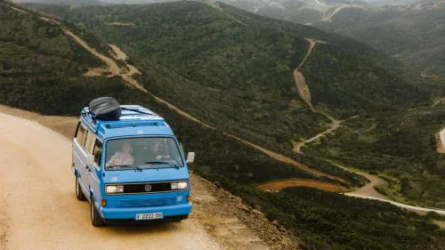 rent a campervan vw t3 azul in Algarve Portugal