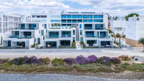 Spectacular Ria View Fuseta Apartment