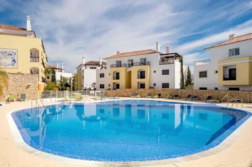 Cosy Two Bedroom Apartment
