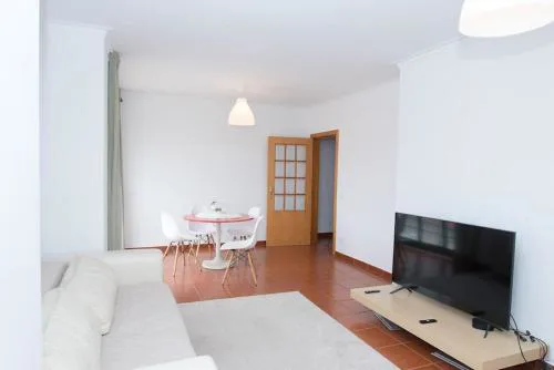 Paulo Guest Apartment by Rosado