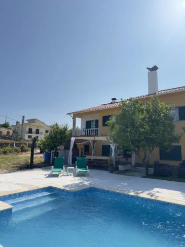 Casa da Alegria - Piscina, Sala de Jogos, 4 Quartos