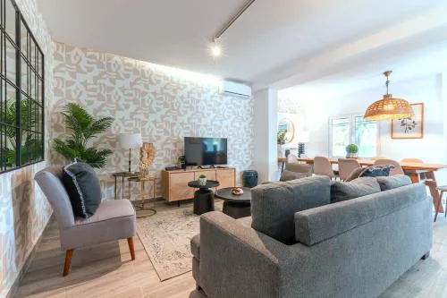 Carregado First Floor