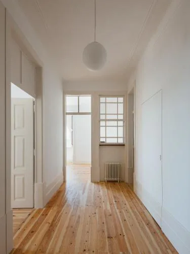 Rua Tenente Campos Rego, Ground Floor