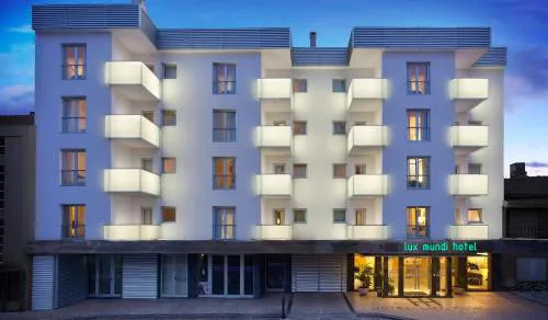 Hotel Lux Mundi