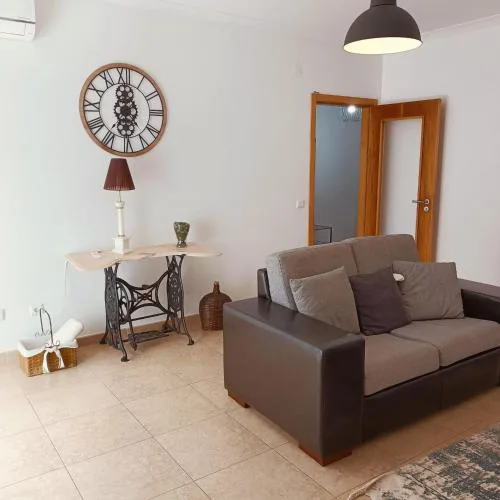 AO - Tina House Ferrel
