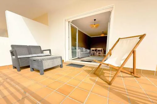 Marta Apartment - Balcony, Patio, Pool