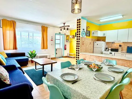 Surf house in Ferrel - Private patio - Near Baleal