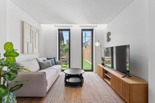 Private Garden Oasis, A Charming Flat in Bonfim
