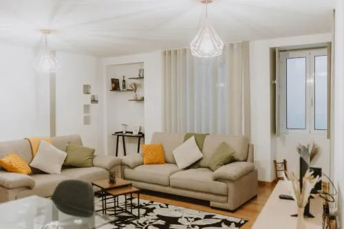 Ribeirinha Guesthouse