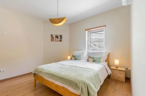 StoneBridge Riverside Mountain Apartments