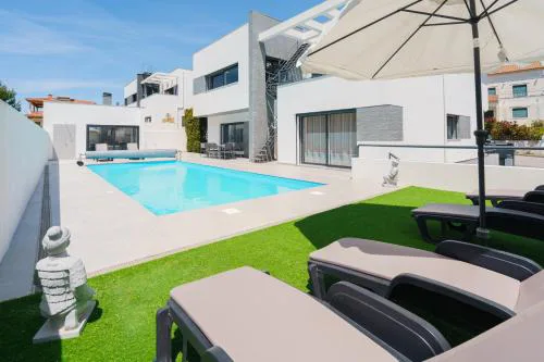 Azura Villa with private pool