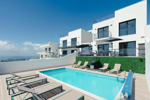 Bela Vista with sea view, jacuzzi and private pool