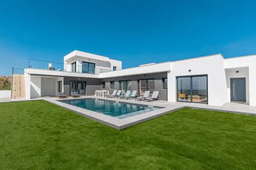 Villa Locki with jacuzzi and private pool