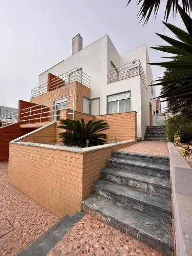 Villa Praia Areia Branca - Lourinhã