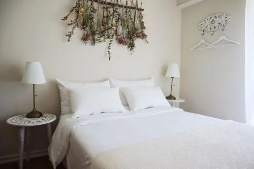 Casal de São José - Peaceful Country House near Mafra and Lisbon - Garden, Space and Comfort