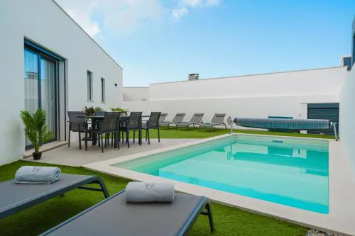 Villa Lola luxury villa with private pool and jacuzzi