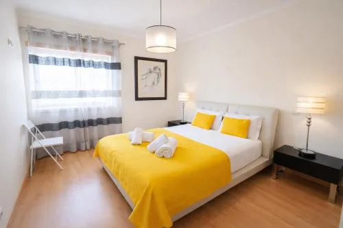 Dalila's house - Spacious and Comfortable 3-Bedroom Apartment with Garage