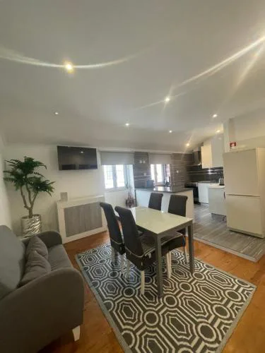 Dina House
