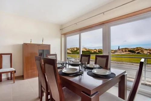 Apartamento Gamboa-Frente à Praia