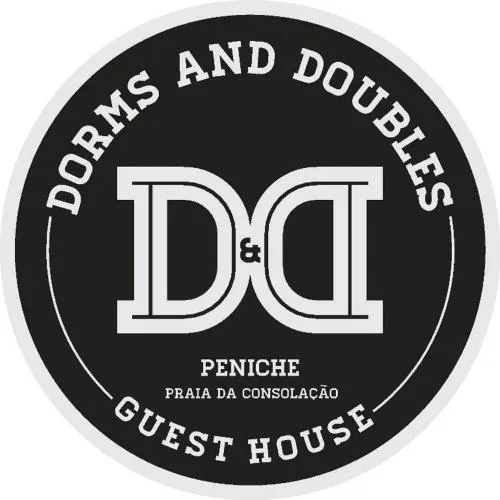 Dorms & Doubles Guest House Peniche