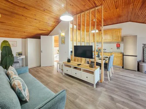 Supertubos Peniche Apartments