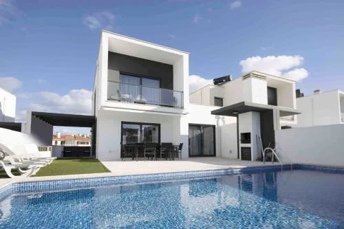 Deluxe Villa - By SCH