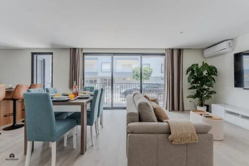 Shore Apartments - Santa Cruz