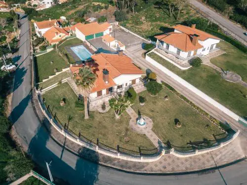 Vila da Serra