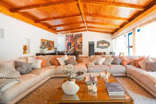 WHome Family Paradise, Exquisite Retreat for Holidays