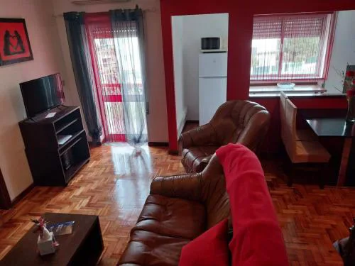 4 Bedrooms 2 Suites Balcony City View Flat