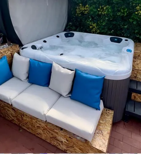 O CANTINHO DA RIA - JACUZZI with water at 35 degrees and POOL