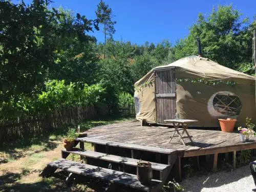 Star Gazing Luxury Yurt above beautiful RIVER, off grid