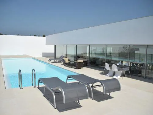 Morden Archictectural Villa In Lisbon
