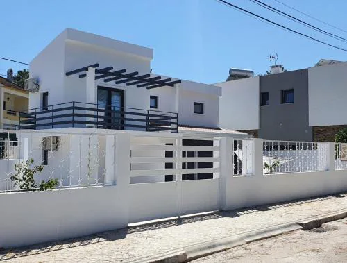 Aroeira House
