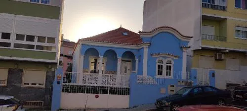 Blue House Amadora City