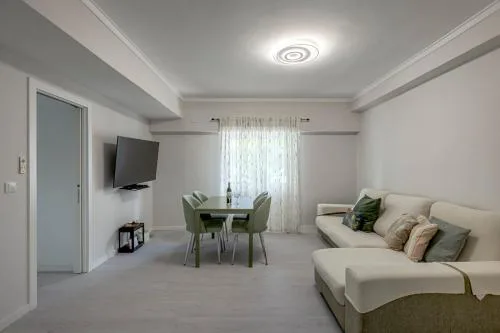 Seixal River Retreat