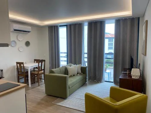 Casa Flor d`Angra