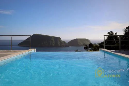 Casa na Serretinha com piscina e vista para Ilhéus
