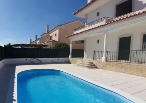 Villa Serena Montijo com Piscina Privada