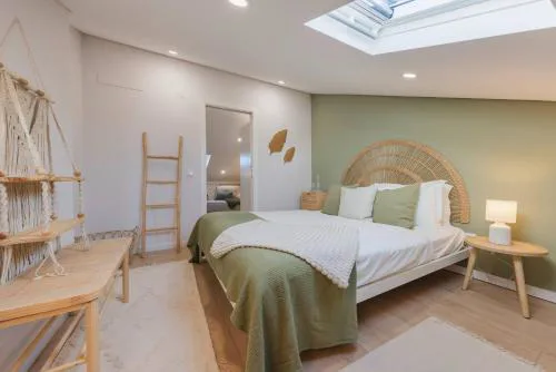 182 Sunset Duplex