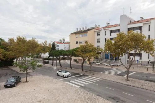 FLH Cascais Homey Apartment with Balcony