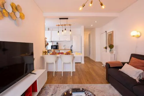MHouse lease Cascais Walk to Beach and center