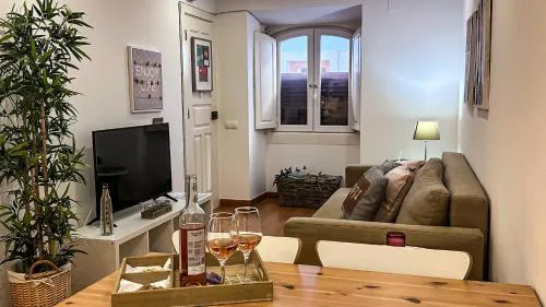 Superb 2 Bedroom Apartment - Seaside - Cascais Old Town