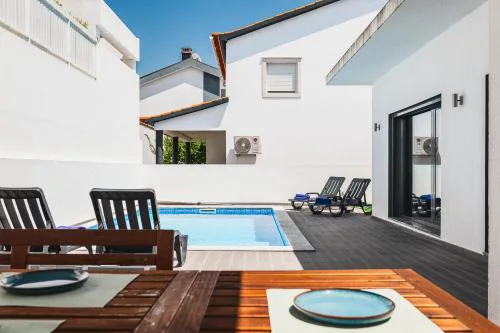 Valadares Pool Villa