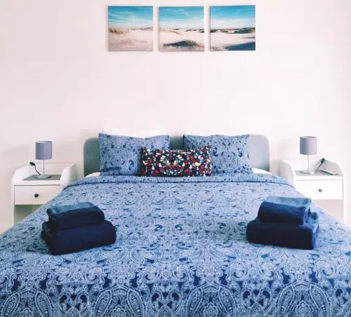 Beach Apartment w/Ocean view