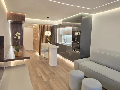 Caparica Luxury Apartment by HOST-POINT