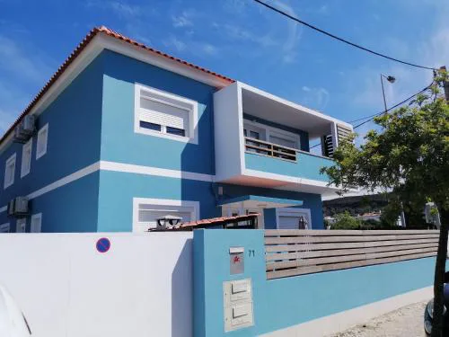 Lisbon Beach Apartments 8