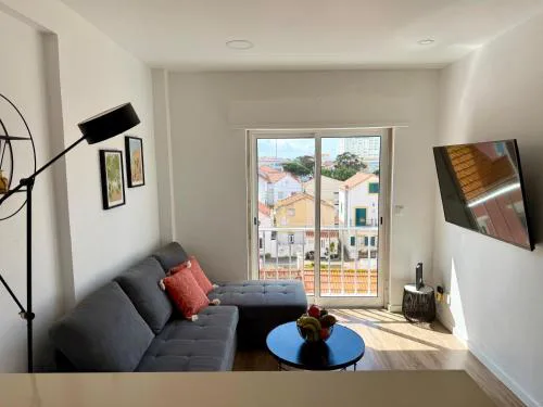 Ton's Loft 3 mins to the Beach
