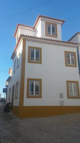 Casa Amarela - Ericeira center by the beach