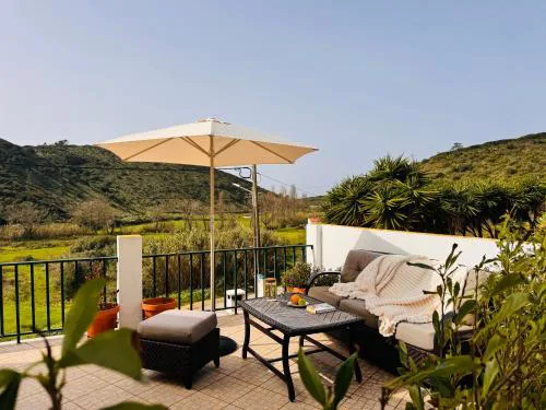 Casa Nabia - Coastal Sanctuary